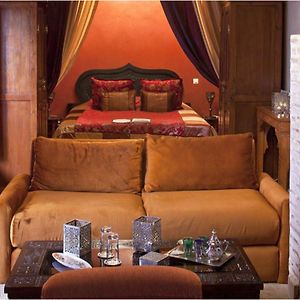 Kamer met een Queen Size Bed